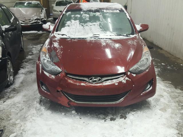 KMHDH4AE2BU089959 - 2011 HYUNDAI ELANTRA GL RED photo 9