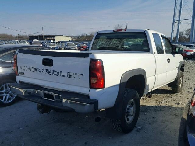 1GCHC29U55E133875 - 2005 CHEVROLET SILVERADO WHITE photo 4