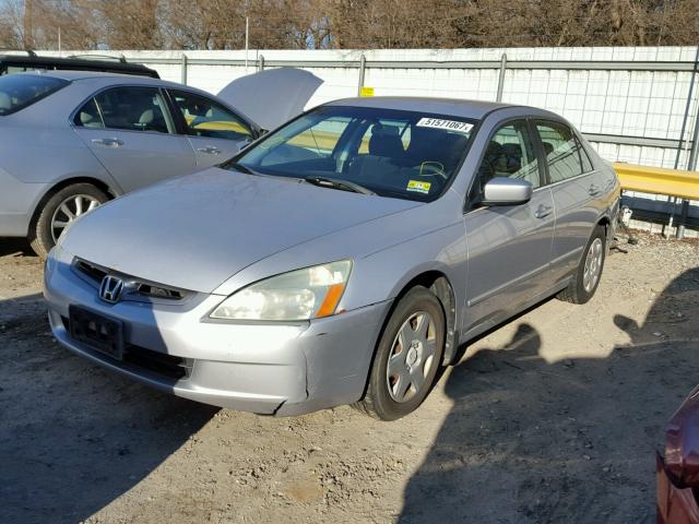 1HGCM56405A040493 - 2005 HONDA ACCORD LX SILVER photo 2