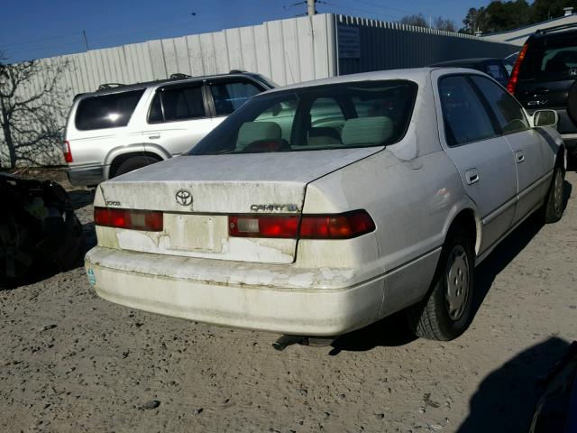 4T1BG22KXVU085231 - 1997 TOYOTA CAMRY CE WHITE photo 4