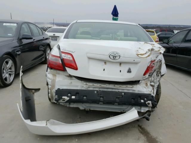 4T1BE46K19U824598 - 2009 TOYOTA CAMRY BASE WHITE photo 9