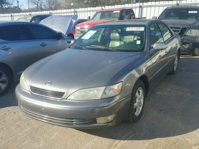 JT8BF28G4W5046641 - 2001 LEXUS RX 300 GRAY photo 2