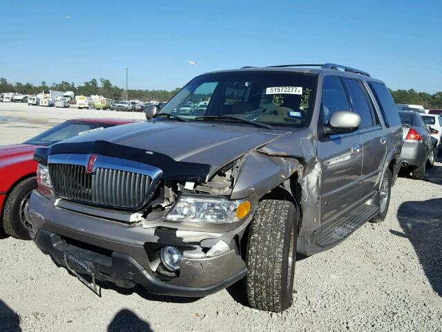 5LMRU27A7YLJ08155 - 2000 LINCOLN NAVIGATOR 灰色 照片 2