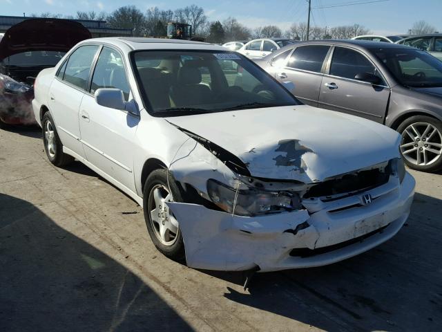 1HGCG1650YA011895 - 2000 HONDA ACCORD EX WHITE photo 1