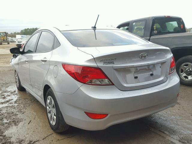 KMHCT4AE6HU326293 - 2017 HYUNDAI ACCENT SE SILVER photo 3