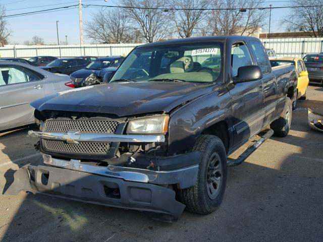 1GCEK19B65E252940 - 2005 CHEVROLET SILVERADO CHARCOAL photo 2