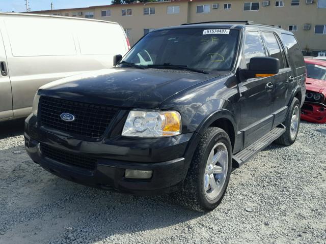 1FMRU17W34LB69781 - 2004 FORD EXPEDITION BLACK photo 2