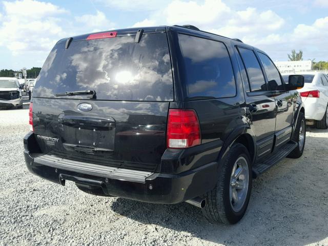 1FMRU17W34LB69781 - 2004 FORD EXPEDITION BLACK photo 4