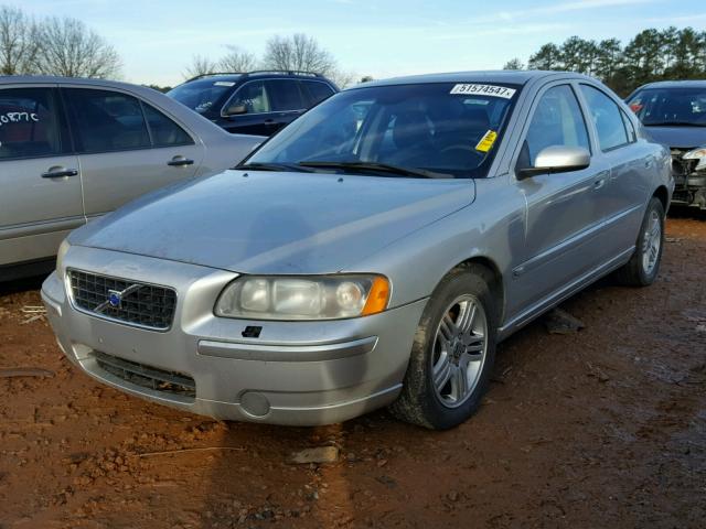 YV1RS592162501120 - 2006 VOLVO S60 2.5T SILVER photo 2