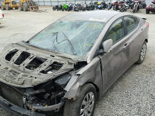 5NPDH4AE3BH015481 - 2011 HYUNDAI ELANTRA GL TAN photo 9