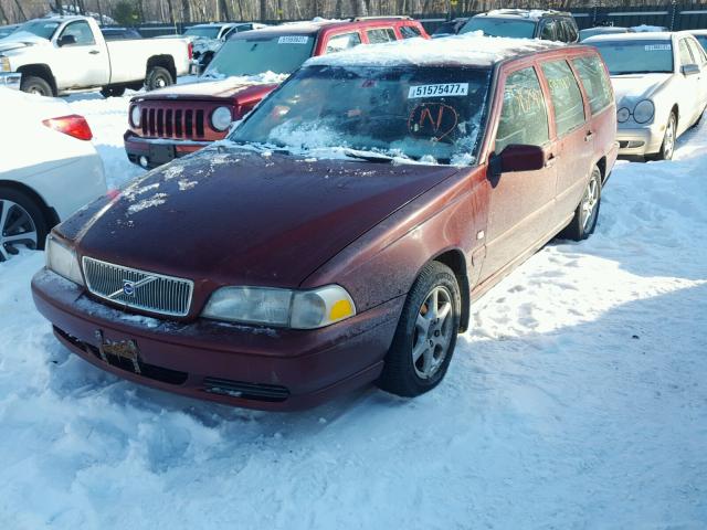 YV1LW61J5Y2637885 - 2000 VOLVO V70 BASE RED photo 2