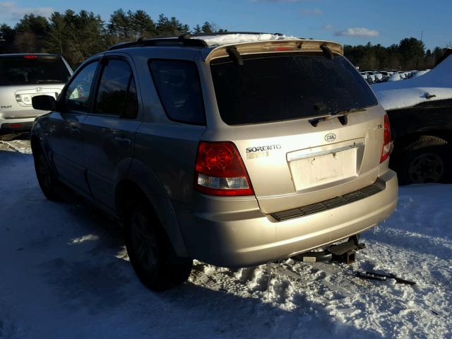 KNDJC733455423832 - 2005 KIA SORENTO EX BEIGE photo 3