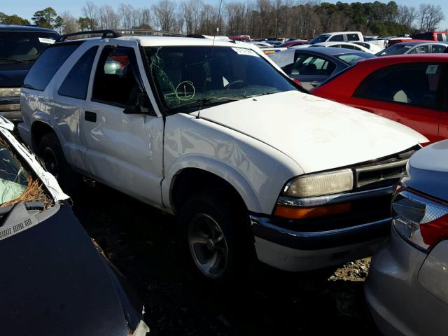 1GNCS18W01K178574 - 2001 CHEVROLET BLAZER WHITE photo 1