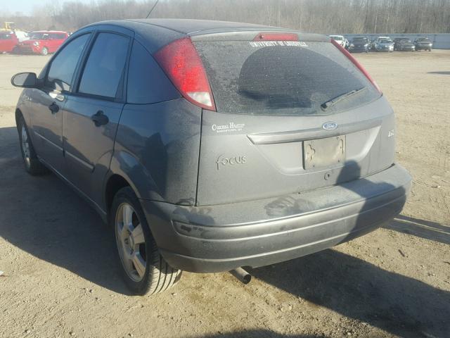 3FAFP37Z34R116039 - 2004 FORD FOCUS ZX5 GRAY photo 3