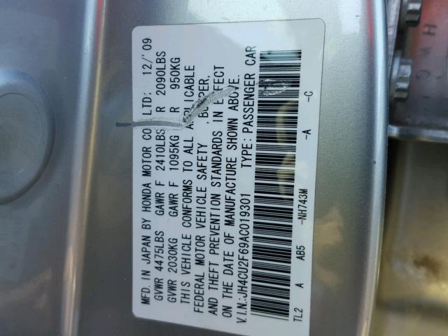 JH4CU2F69AC019301 - 2010 ACURA TSX SILVER photo 10