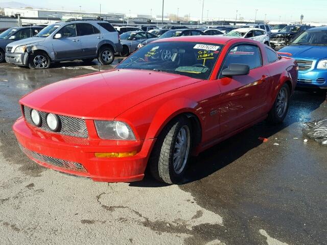 1ZVHT82H675283719 - 2007 FORD MUSTANG GT RED photo 2