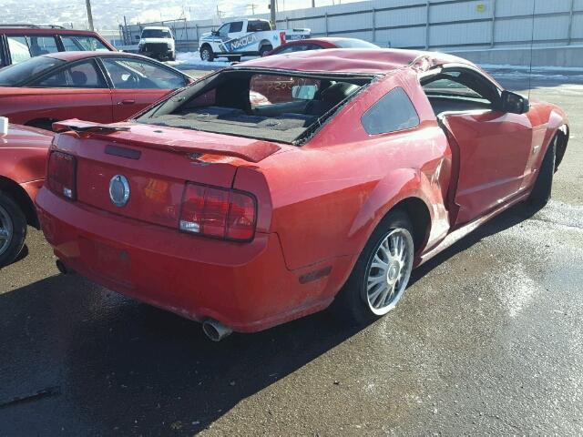 1ZVHT82H675283719 - 2007 FORD MUSTANG GT RED photo 4