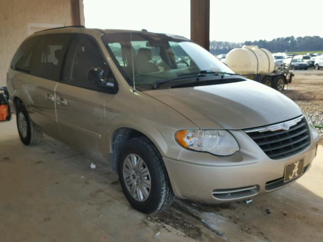 2A4GP44R26R873428 - 2006 CHRYSLER TOWN & COU TAN photo 1