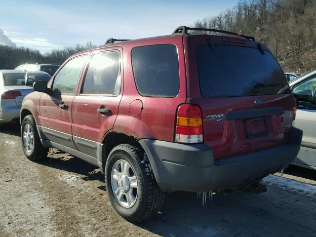 1FMYU93183KB11514 - 2003 FORD ESCAPE XLT RED photo 3