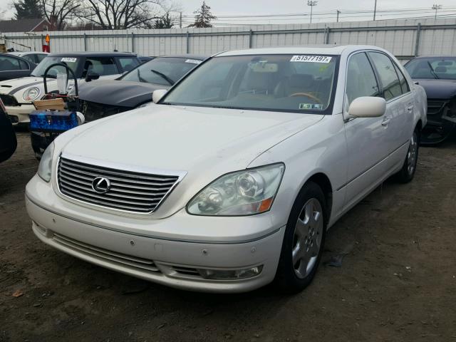 JTHBN36F040157961 - 2004 LEXUS LS 430 WHITE photo 2