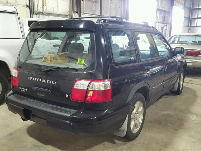 JF1SF65611G700552 - 2001 SUBARU FORESTER S BLACK photo 4