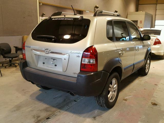 KM8JN72D97U636395 - 2007 HYUNDAI TUCSON SE GOLD photo 4