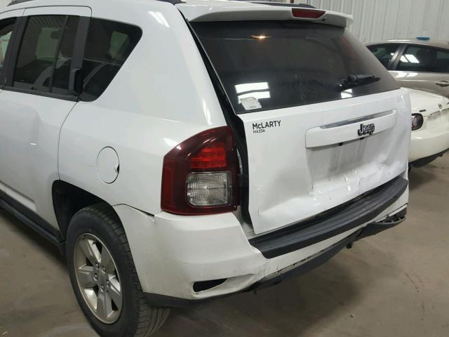 1C4NJCBA1FD156639 - 2015 JEEP COMPASS SP WHITE photo 9