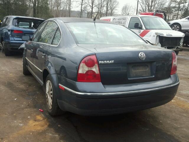 WVWMD63BX4E089557 - 2004 VOLKSWAGEN PASSAT GL BLUE photo 3