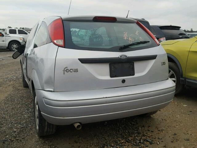 3FAFP31353R133850 - 2003 FORD FOCUS ZX3 SILVER photo 3