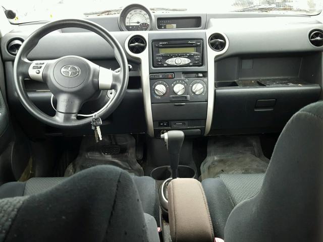 JTLKT324864101312 - 2006 TOYOTA SCION XB თეთრი ფოტო 9