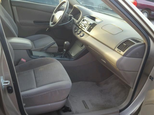 4T1BE32K25U509349 - 2005 TOYOTA CAMRY LE ბეჟი ფოტო 5