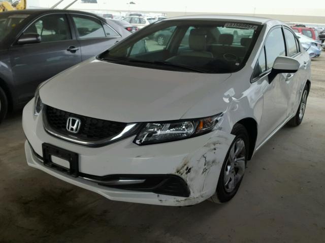 2HGFB2F52FH519284 - 2015 HONDA CIVIC LX WHITE photo 2