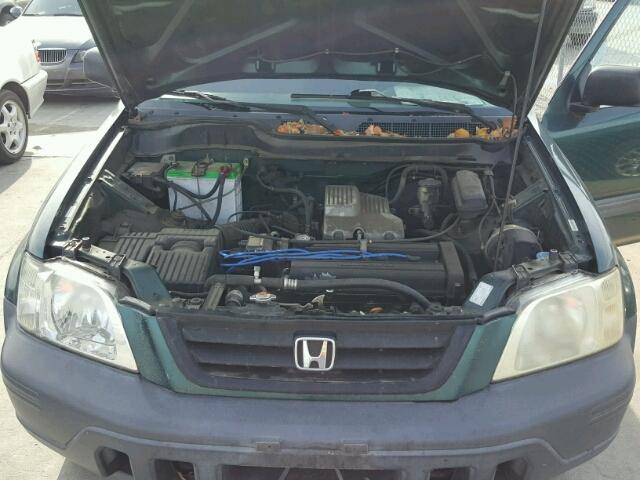 JHLRD2842XC013696 - 1999 HONDA CR-V LX GREEN photo 7