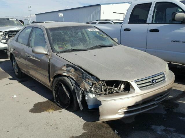 JT2BG22K410569054 - 2001 TOYOTA CAMRY CE GOLD photo 1