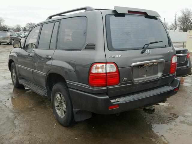 JTJHT00W023520888 - 2002 LEXUS LX 470 SILVER photo 3