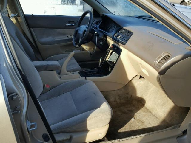 1HGCD5635RA124581 - 1994 HONDA ACCORD LX GOLD photo 5