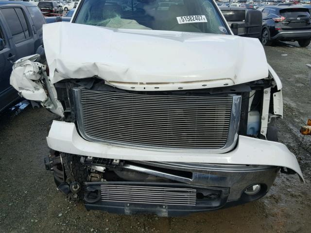 1GTJK336X8F137987 - 2008 GMC SIERRA K35 WHITE photo 7