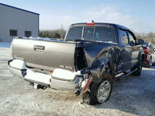 5TFLU4EN2CX033557 - 2012 TOYOTA TACOMA DOU GRAY photo 4