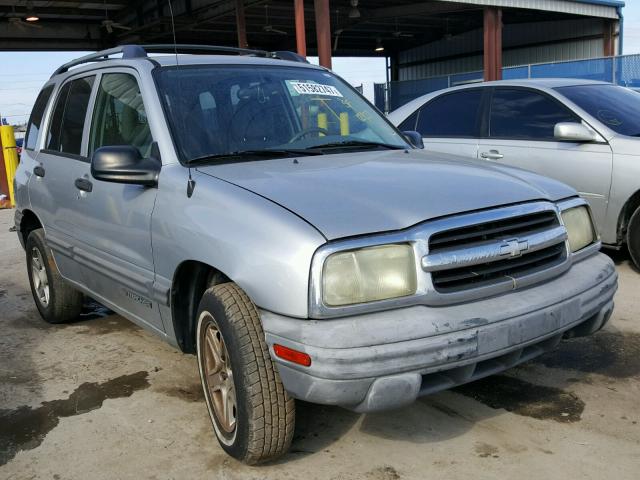 2CNBE13C736931446 - 2003 CHEVROLET TRACKER SILVER photo 1