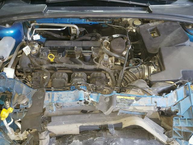 1FAHP3K29CL284462 - 2012 FORD FOCUS SE BLUE photo 7