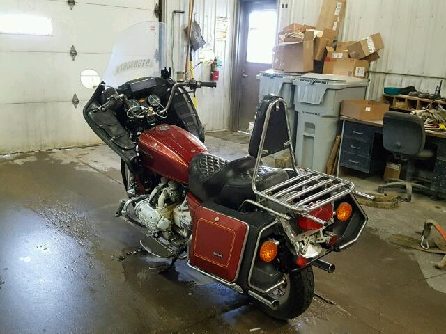 GL13024579 - 1977 HONDA GOLDWING RED photo 3