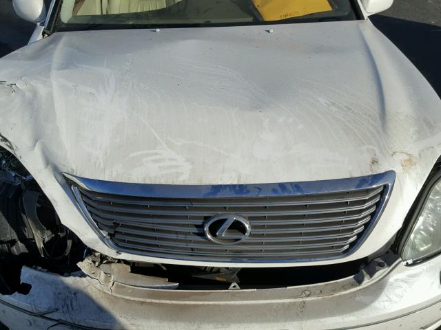 JTHBN36F465040700 - 2006 LEXUS LS 430 WHITE photo 7