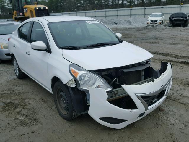 3N1CN7AP4FL846634 - 2015 NISSAN VERSA S WHITE photo 1