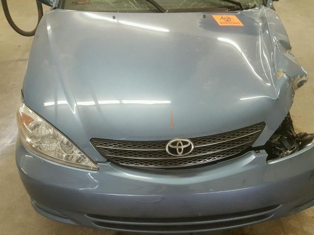 4T1BE32K73U237202 - 2003 TOYOTA CAMRY LE BLUE photo 7