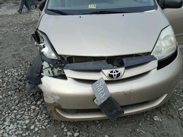 5TDZK23C18S136200 - 2008 TOYOTA SIENNA CE GOLD photo 7