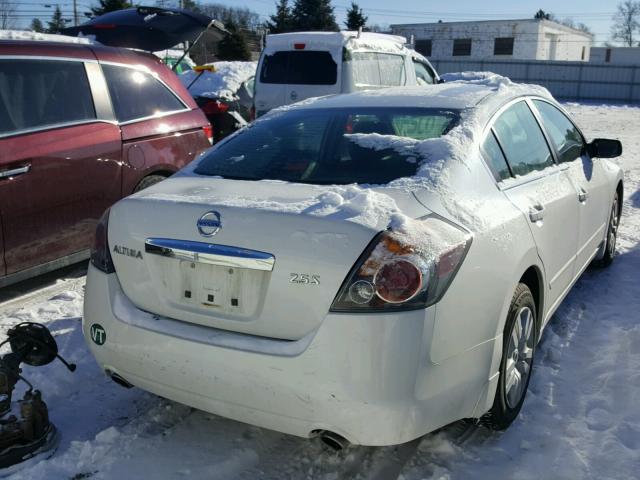 1N4AL2AP0AN530496 - 2010 NISSAN ALTIMA BAS WHITE photo 4