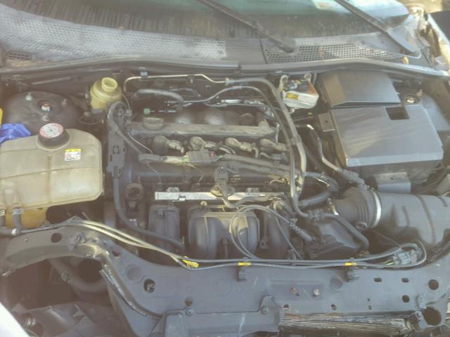 3FAFP37N75R119363 - 2005 FORD FOCUS ZX5 BLACK photo 7