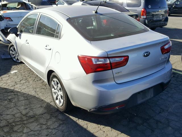 KNADM4A34F6504138 - 2015 KIA RIO LX Արծաթագույն լուսանկար 3
