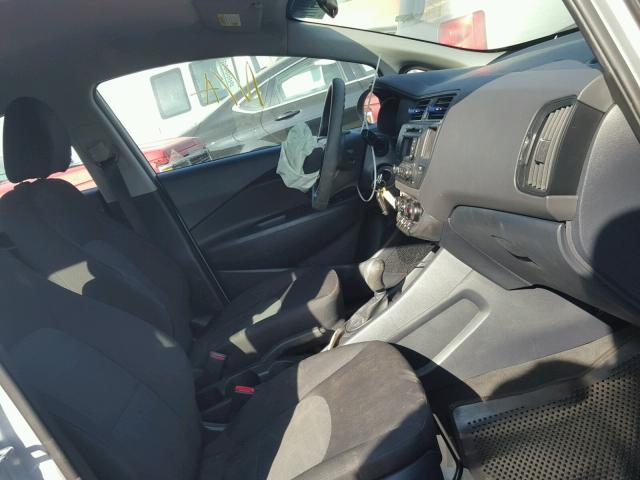 KNADM4A34F6504138 - 2015 KIA RIO LX Արծաթագույն լուսանկար 5