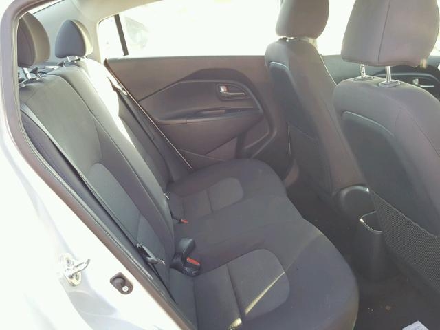 KNADM4A34F6504138 - 2015 KIA RIO LX Արծաթագույն լուսանկար 6